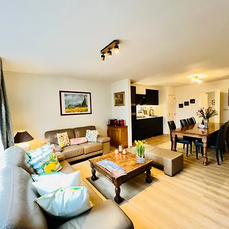 Elegant 3-bedroom Antwerp